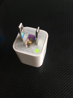 Cốc sạc iPhone zin theo máy (fake tặng luôn)