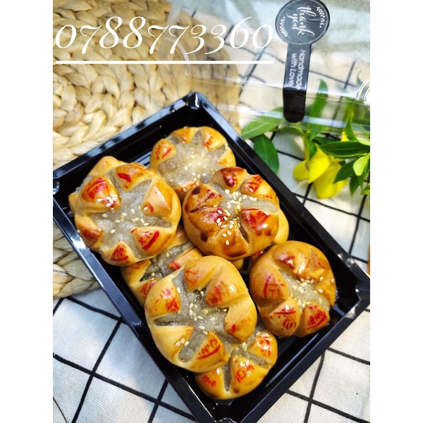 Combo 2 hộp bánh bông dừa mặn ( 2x 8 bánh/hộp)