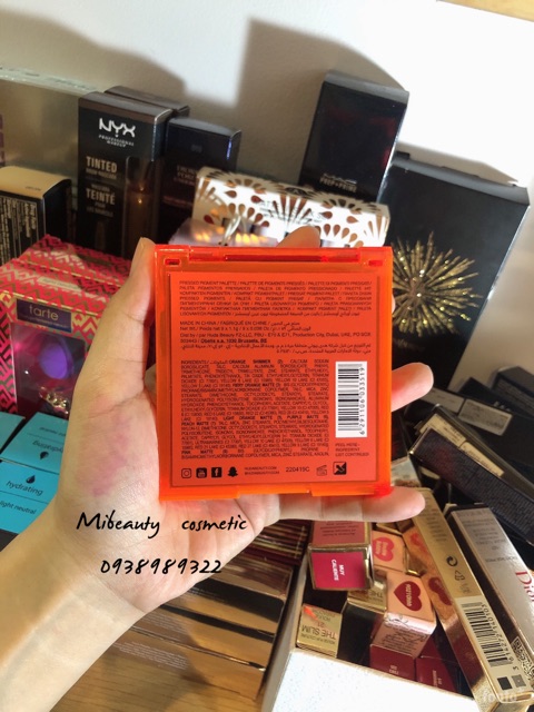 Bảng màu mắt Huda Beauty NEON