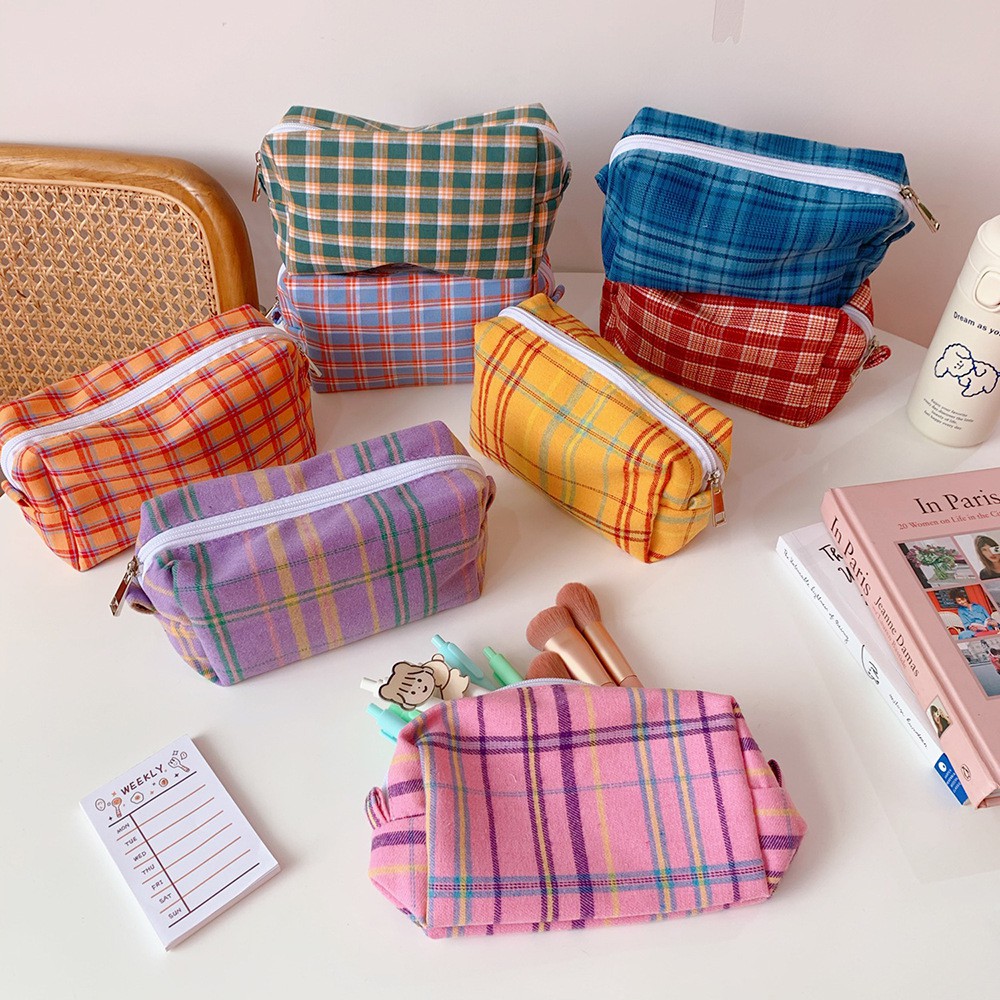 Hộp Bút Pouch Makeup Đựng Đồ Dùng Vải Caro Flannel