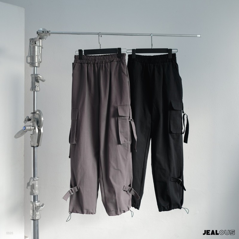 [Mã FADIRECT20 giảm 20K đơn 150K] Quần jogger kaki túi hộp gấu có dây đai 5525 | BigBuy360 - bigbuy360.vn