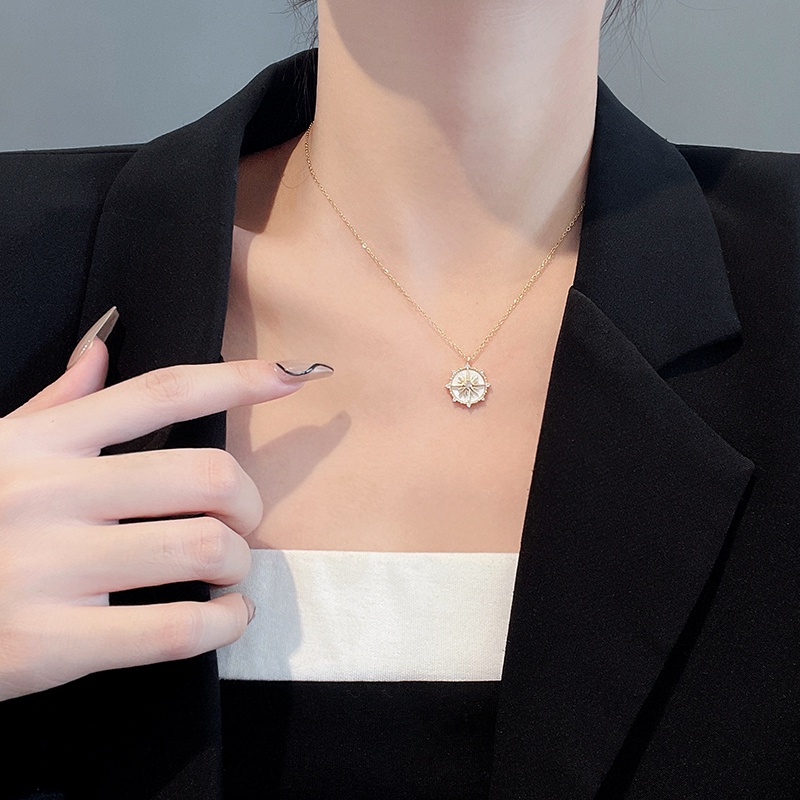 Vòng cổ Thép Titan Mặt Hình Ngôi Sao Phong Cách Retro Hàn Quốc