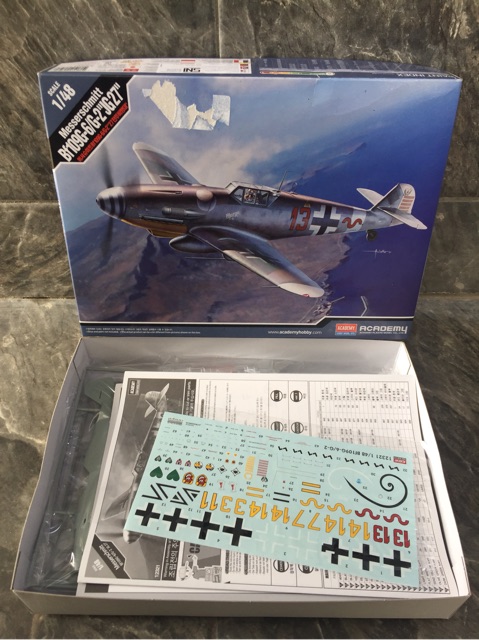 Mô Hình Nhân Vật Bf-109 G6 / G2 Tỉ Lệ 1 / 48