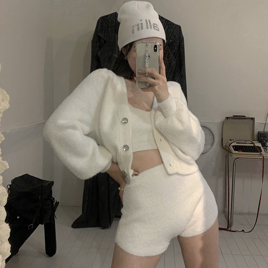 Áo Khoác Cardigan Dài Tay/Áo Hai Dây/Quần Short Xinh Xắn Thời Trang Cho Nữ | BigBuy360 - bigbuy360.vn
