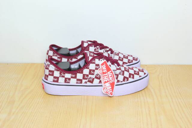 Giày Thể Thao Vans X Supreme Thiết Kế Năng Động Hợp Thời Trang