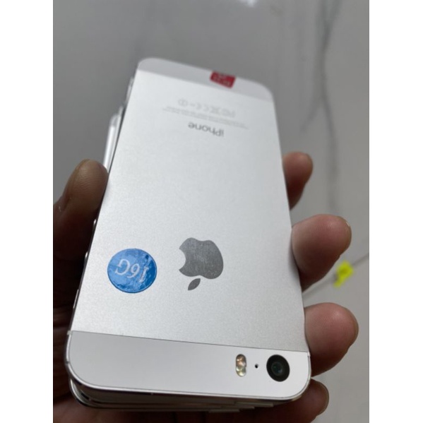 Điện thoại ip 5s Quốc tế ,đẹp keng,mượt mà ,vân tay nhạy cứng cáp nhỏ ,gọn.