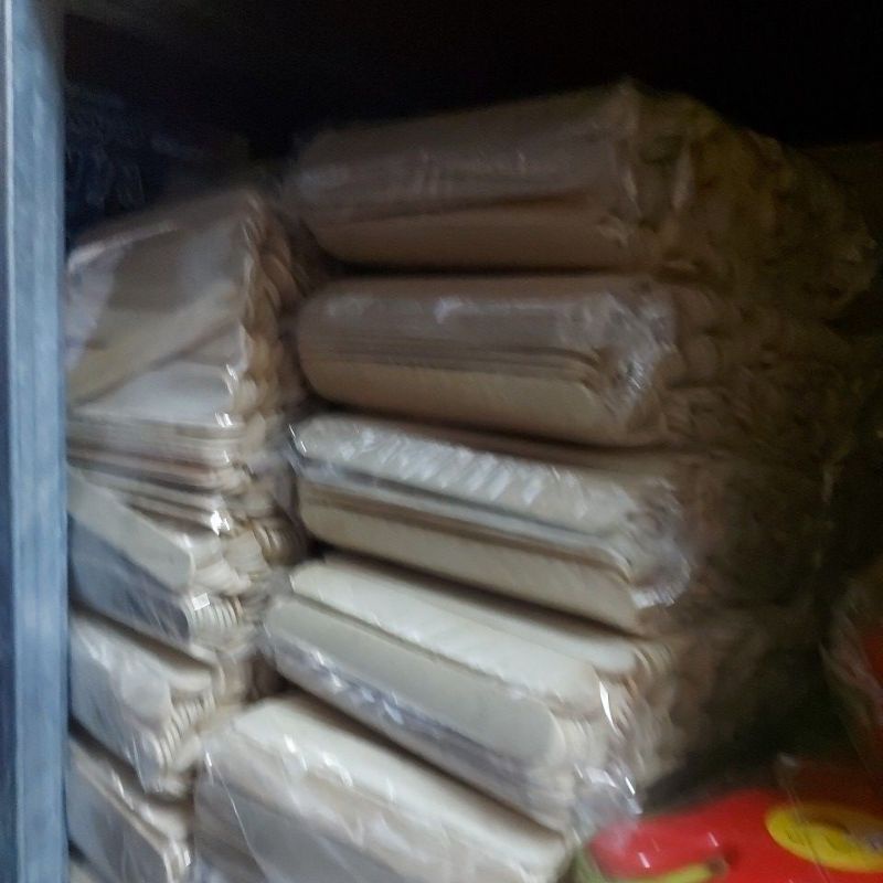 Que kem ,que đè lưỡi