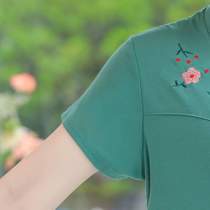 Thêu các mẹ mặc Áo Thun tay ngắn giữa tuổi phụ nữ cộng với kích thước rộng hàng đầu