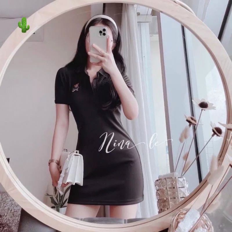 Đầm thêu gấu xẻ đùi 1 bên CC