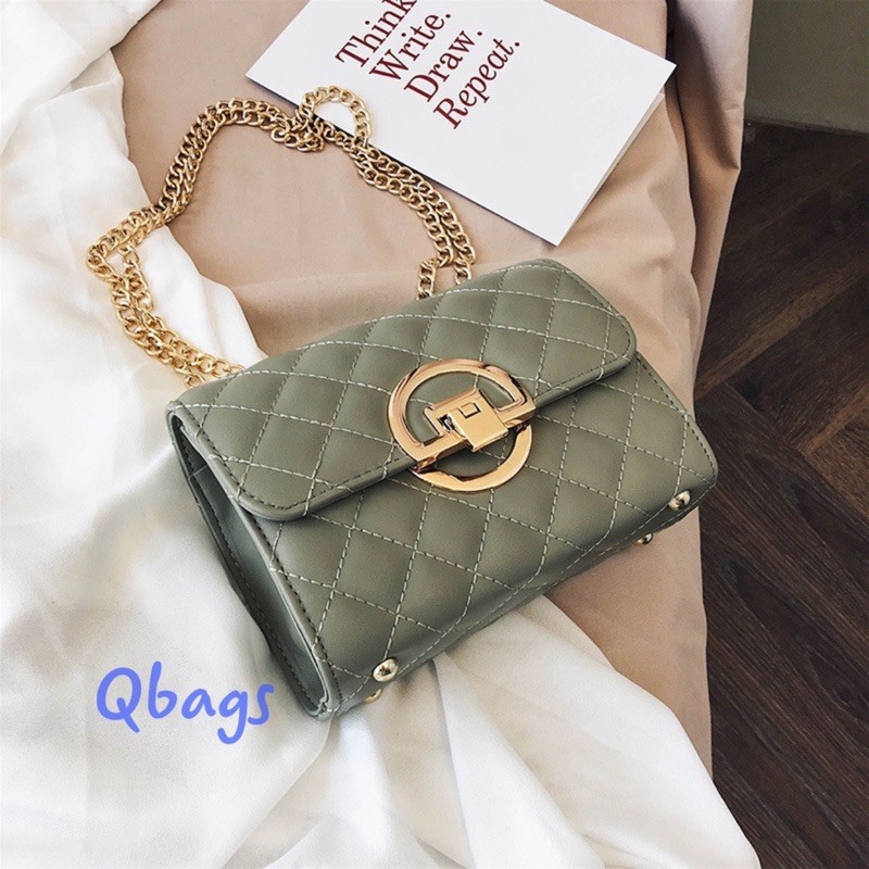 TÚI ĐEO CHÉO DÂY XÍCH NỮ DA PU MỀM MẠI QB05 | BigBuy360 - bigbuy360.vn