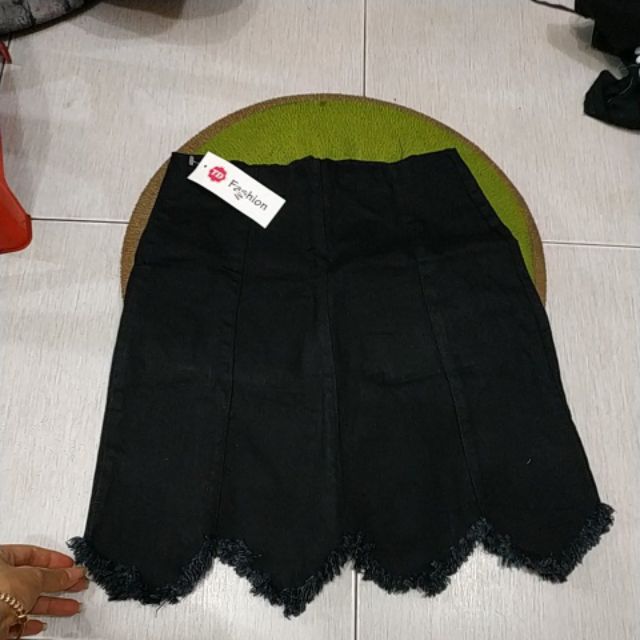 Chân váy kaki tua rua ulzzang | BigBuy360 - bigbuy360.vn