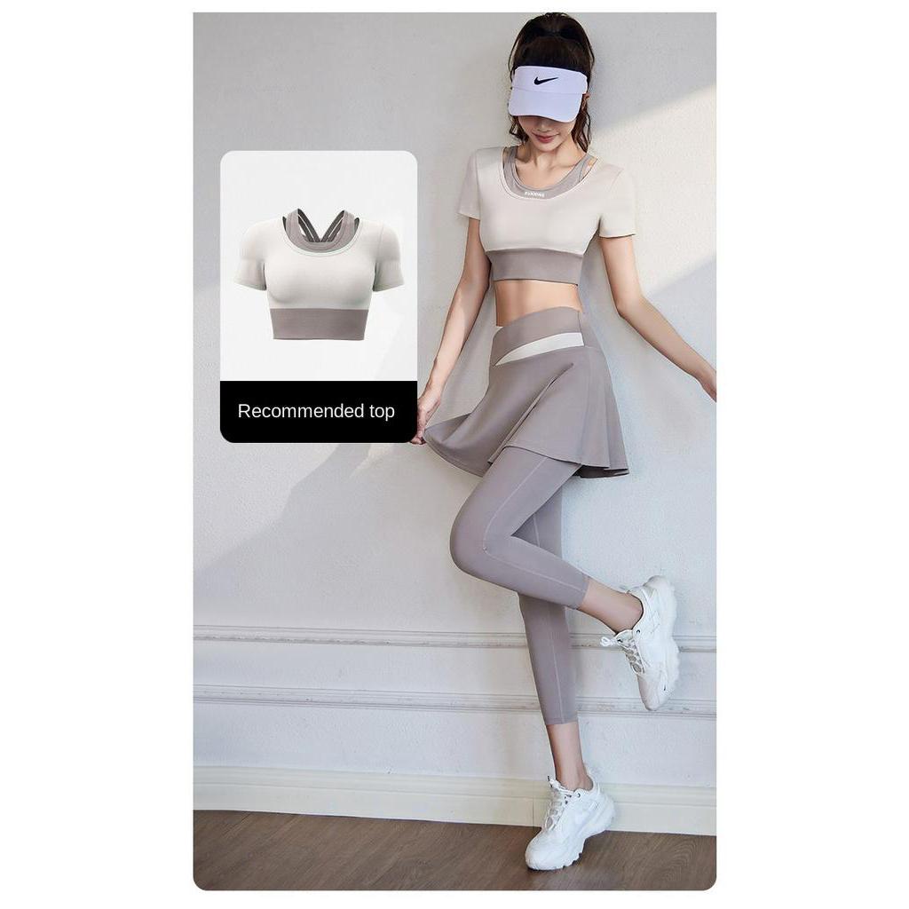 Set Áo Thun Ngắn Tay + Chân Váy Chữ A Lưng Cao Màu Sắc Tương Phản Kèm Đệm Ngực Dành Cho Nữ