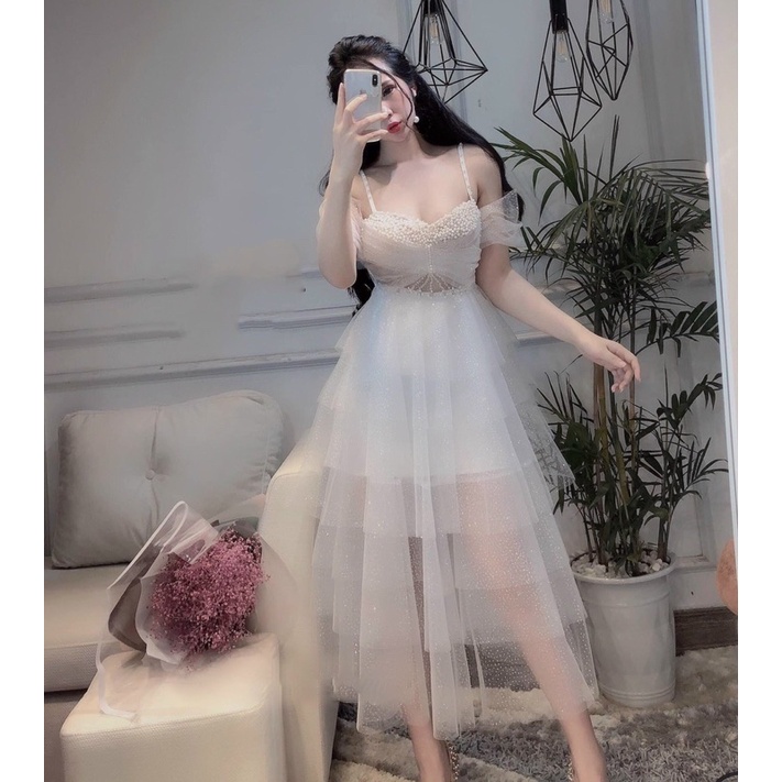 Đầm dự tiệc công chúa tầng đính kết hạt trễ vai Lasa