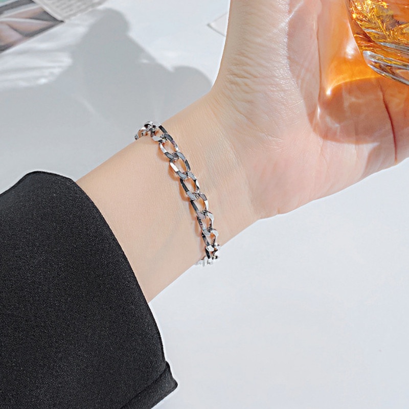 Lắc Tay Dây Xích Nữ Titan Ko Han Rỉ TT 4359