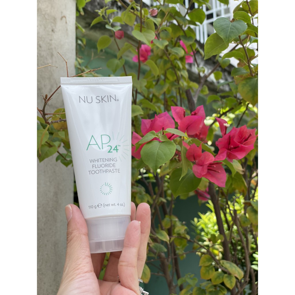 Kem Đánh Răng AP24 Loại Bỏ Các Mảng Bám Trên Răng 110g