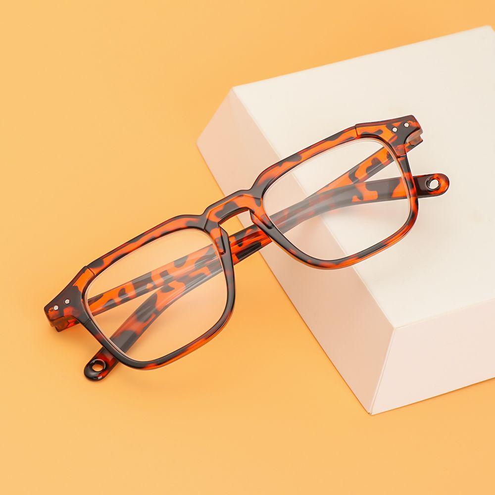 Mắt Kính Gọng Vuông Phong Cách Vintage Thời Trang