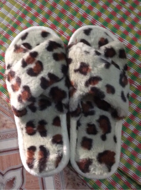 Dép lông quai chéo hình hổ báo mới