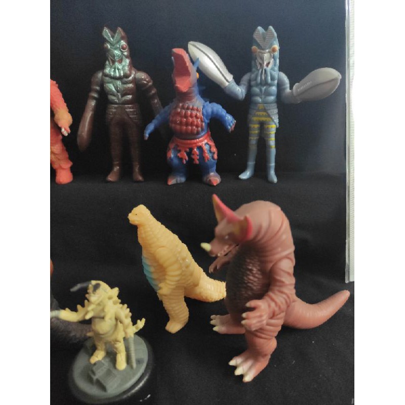 Khủng long siêu nhân đồ chơi Nhật cũ