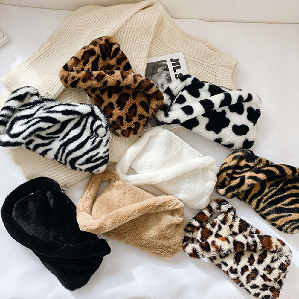 Daphne Túi Đeo Vai / Kẹp Nách / Xách Tay Mini Giả Lông In Họa Tiết Da Báo Thời Trang Mùa Đông Cho Nữ