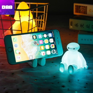 Đèn trang trí tạo hình Baymax hoạt hình thay đổi màu sắc cực kì dễ thương