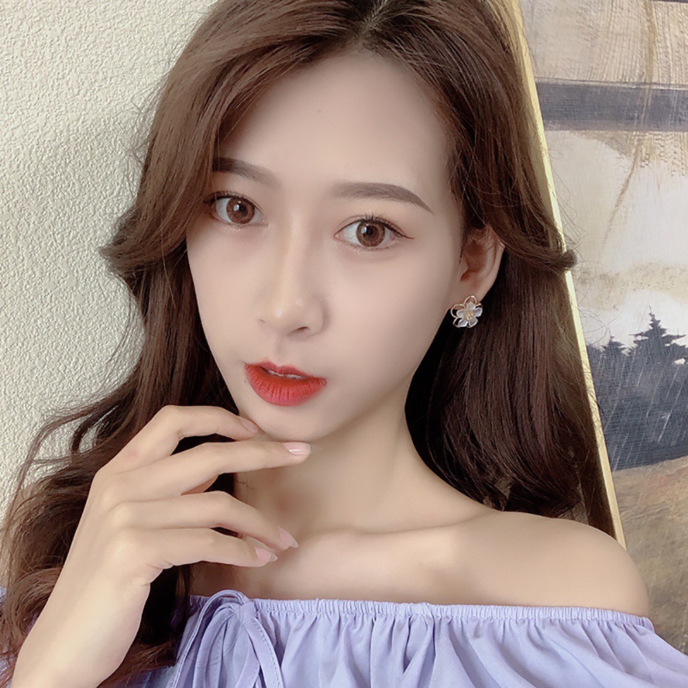 Khuyên Tai Hình Hoa Bằng Kim Loại Độc Đáo Thời Trang Hàn Quốc Cho Nữ