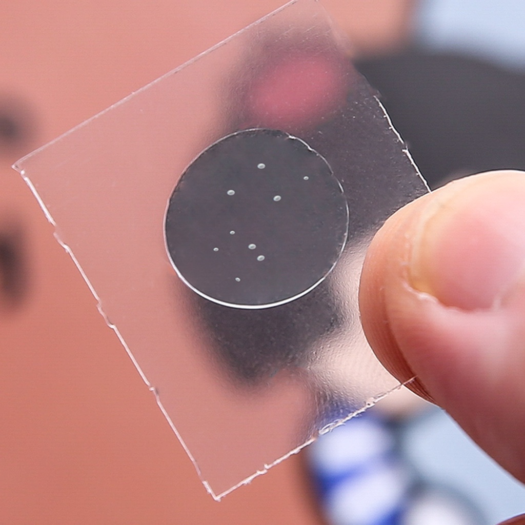 100 gói cuộn băng dính hai mặt trong suốt chấm bi Hình dán bong bóng sinh nhật / đám cưới Tự làm