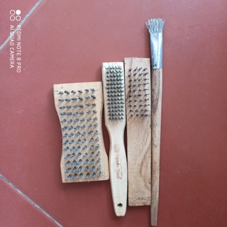 Chổi cọ rỉ , bàn chải sắt đánh rỉ