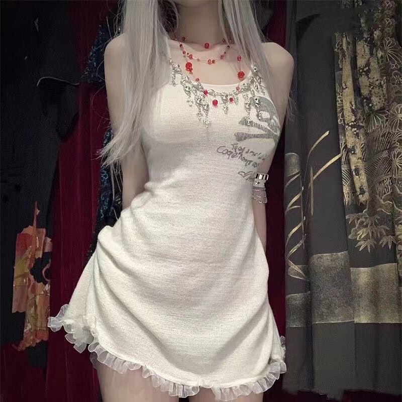 Váy trắng dệt kim dáng ngắn hoạ tiết đầu lâu phong cách Y2K Gothic FOOTMADE