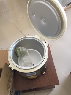 Nồi cơm điện SHARP KS-1800T 1,8 lít