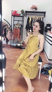 Đầm yếm phi đuôi cá