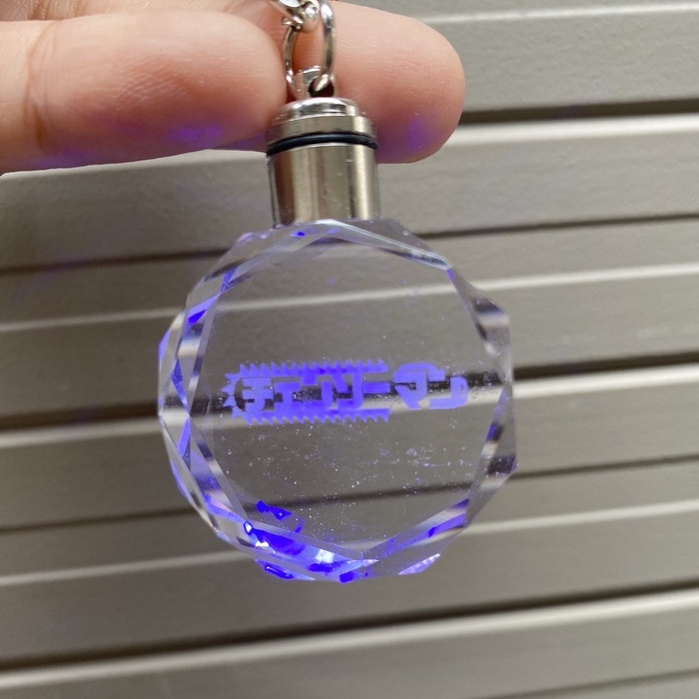 (new) Móc khóa đèn LED Conan thủy tinh pha lê phát sáng anime chibi dễ thương xinh xắn độc đáo