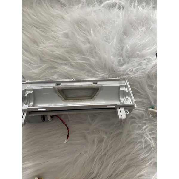 Cụm chổi giữa robot hút bụi Eufy L70 Hybrid