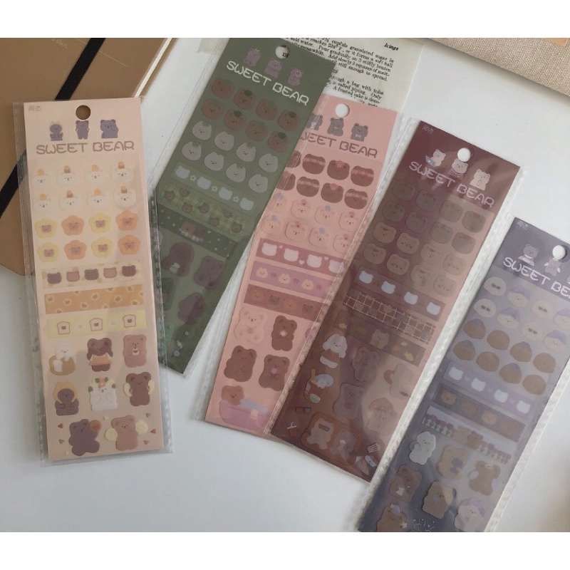 Set 2 tấm stickers hình gấu ú