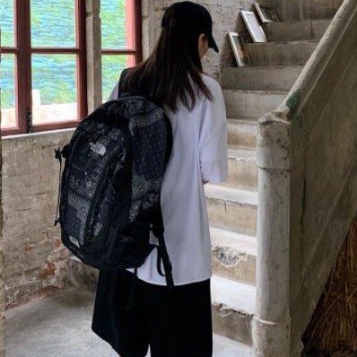 Áo sơ mi trắng nữ tay lỡ phối túi form rộng thời trang | BigBuy360 - bigbuy360.vn