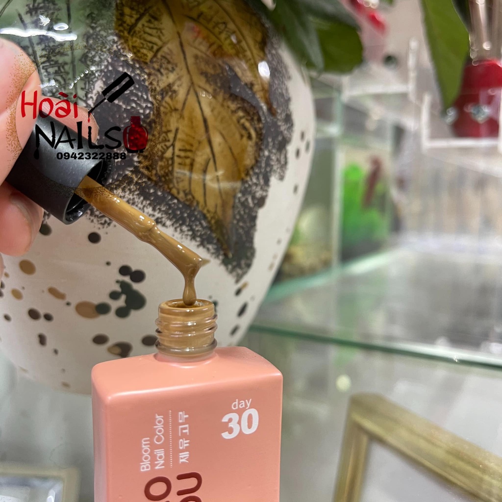 sơn gel màu nude siêu tôn da