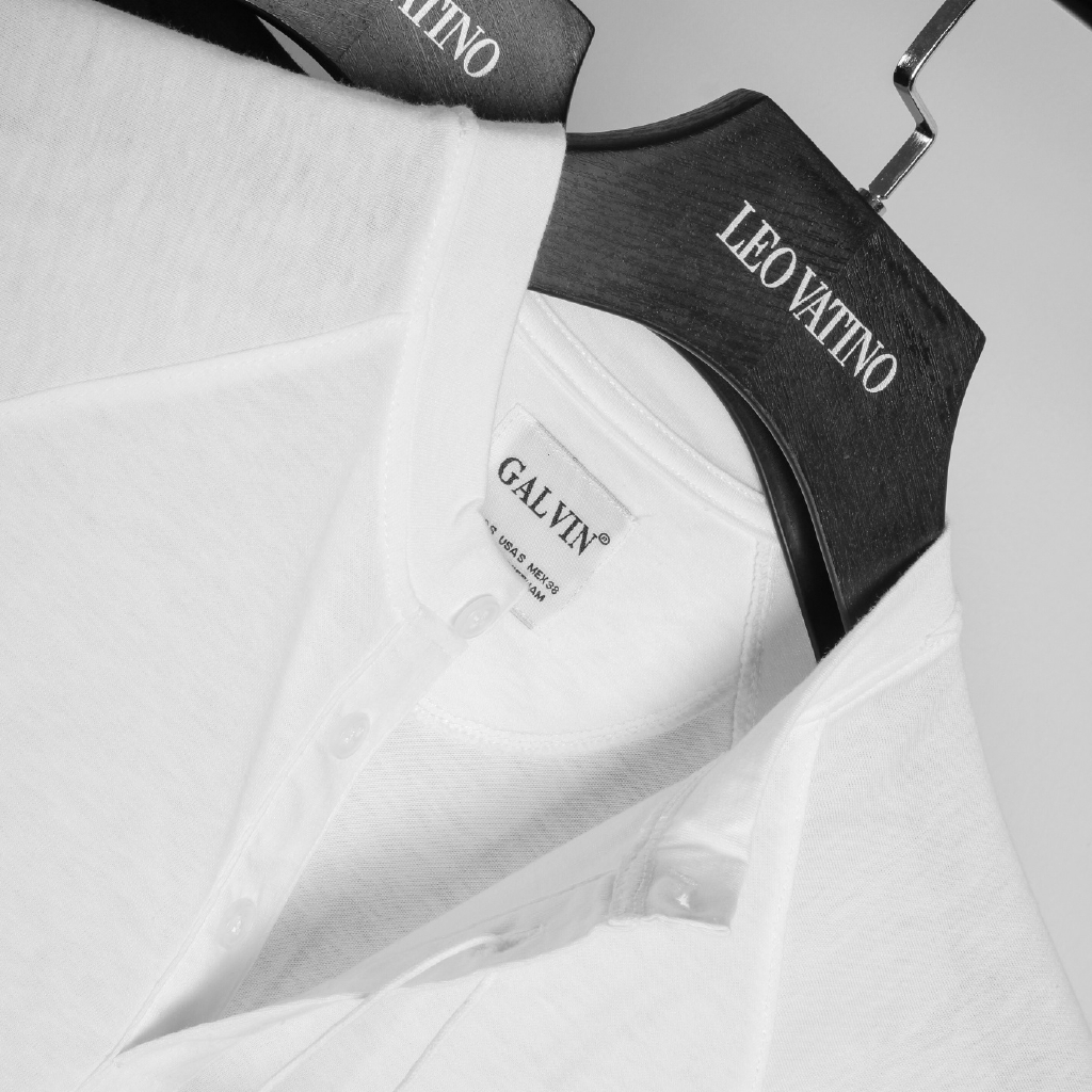 Áo thun nam cổ tròn Galvin raglan có khuy cổ vải cotton co giãn cộc tay ngắn lỡ bộ 4 màu APGV4 - Leo Vatino | BigBuy360 - bigbuy360.vn