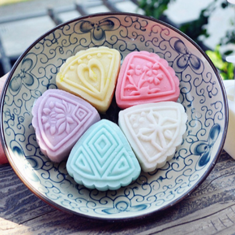 Set 6 khuôn làm bánh trung thu nhấn bông hoa hình quạt độc đáo diy