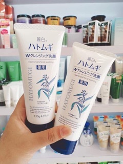 Sữa rửa mặt HATOMUGI Nhật Bản