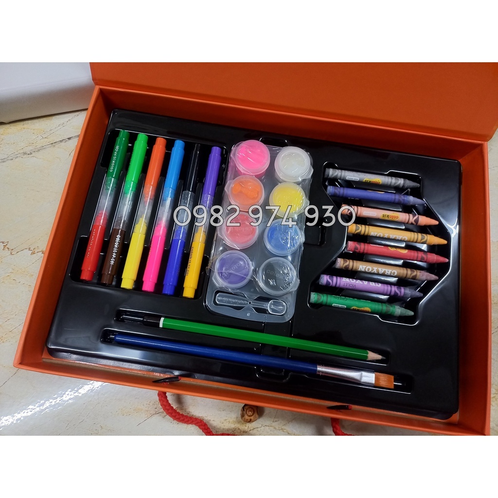 HỘP MÀU HERO HÀNG KM VINAMILK CHO BÉ