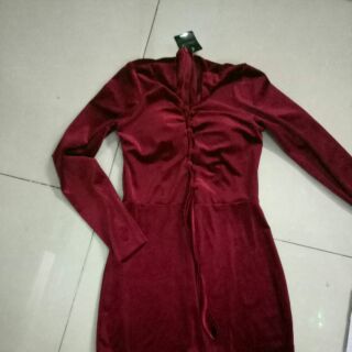 Đầm body rút eo