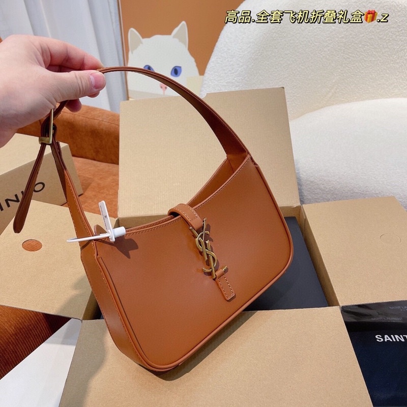 Túi xách ýsl kẹp nách sz 26 chất da thật hàng 2 box