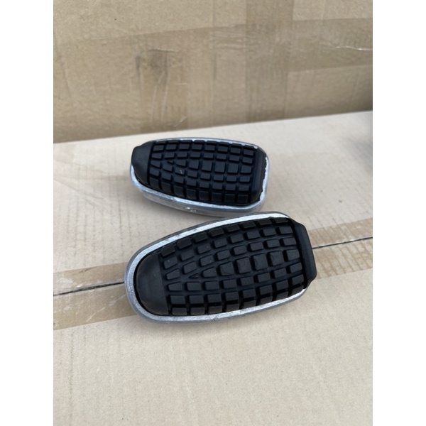 Gác chân trước Cub gắn nhiều dòng xe Wave , Dream , Future..