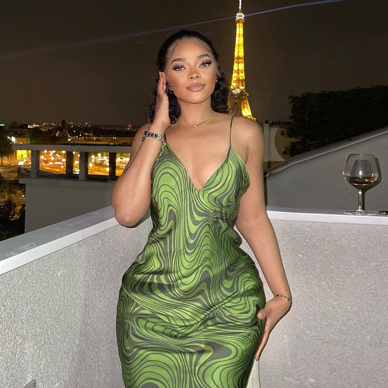 Đầm Hai Dây Hở Lưng Họa Tiết Kẻ Sọc Thời Trang Cho Nữ