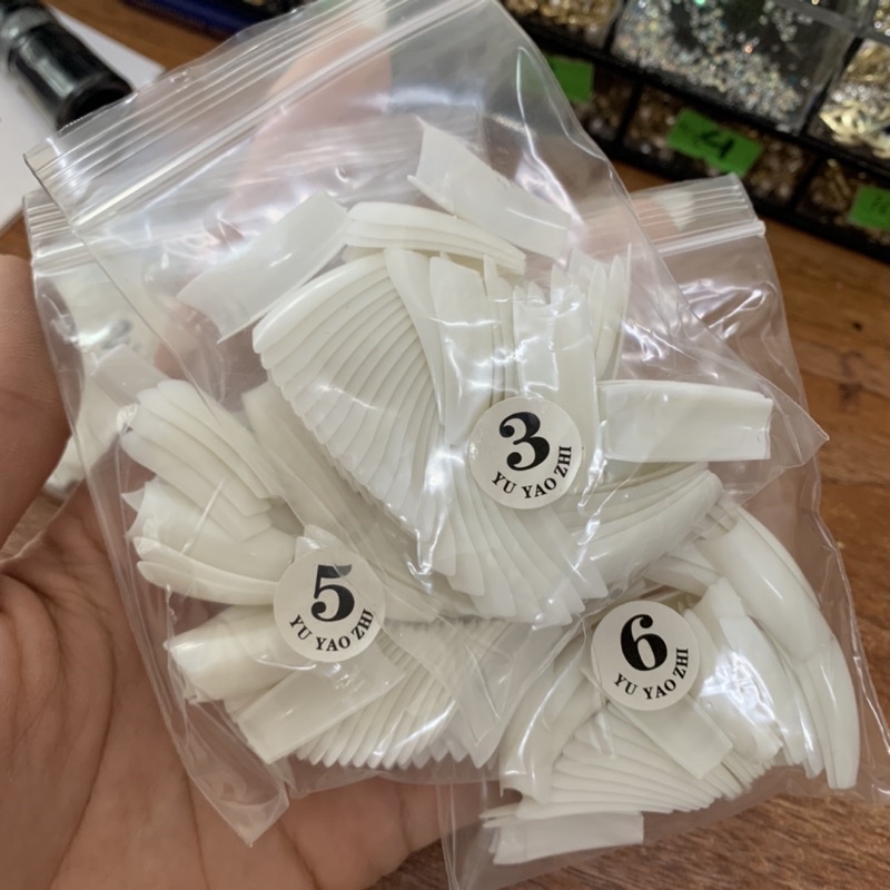 Móng nối phom vuông