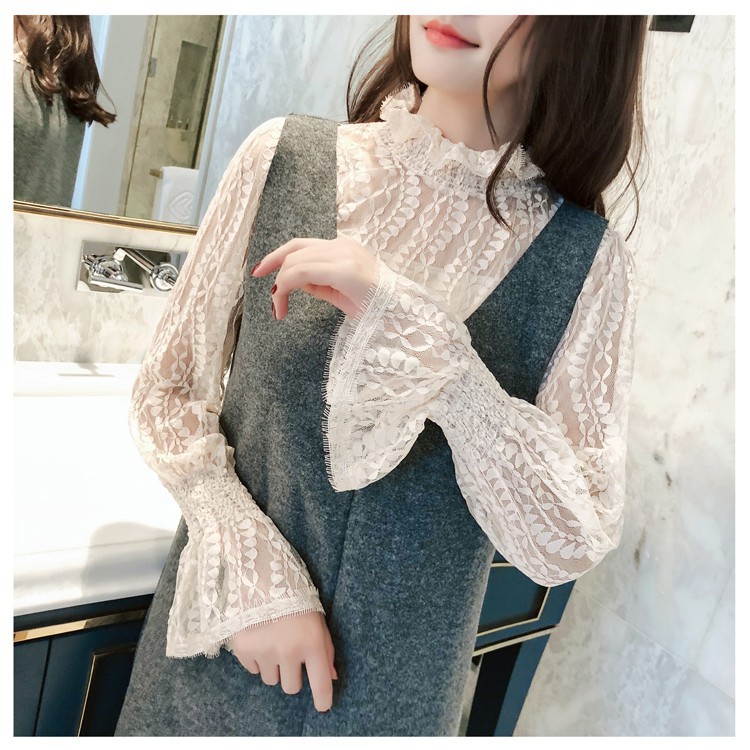 (Order-M) Ulzzang Áo ren lưới lá tay loe M077