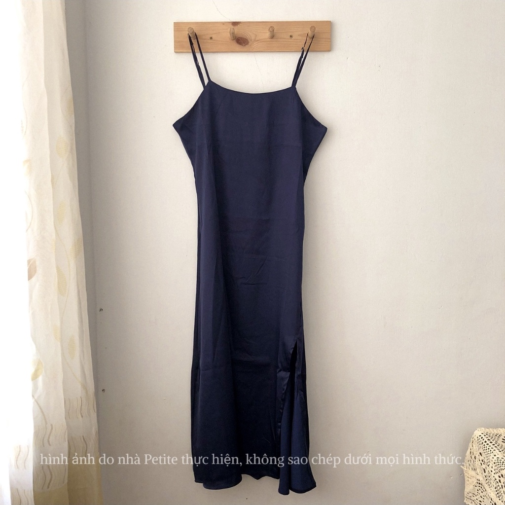 Đầm hai dây lụa satin xanh đen thiết kế xẻ tà basic tôn dáng thích hợp đi tiệc đi biển hàng xuất dư loại 1