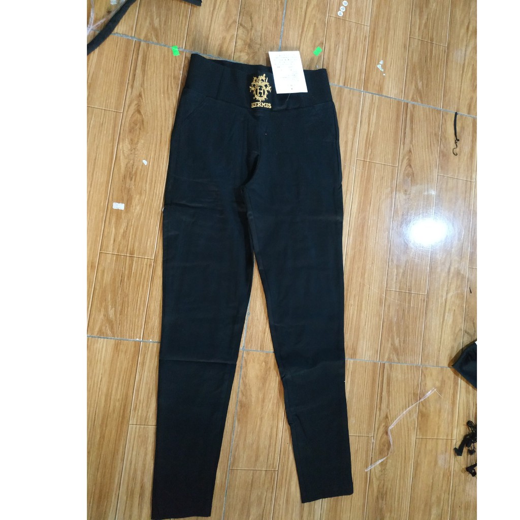 Quần legging thêu chữ cạp quần