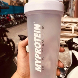 BÌNH NƯỚC MYPROTEIN ALL WHITE