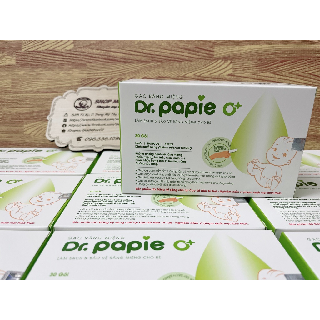 Gạc rơ lưỡi rơ răng miệng vệ sinh cho bé hiệu Dr.Papie Hộp 30 gói