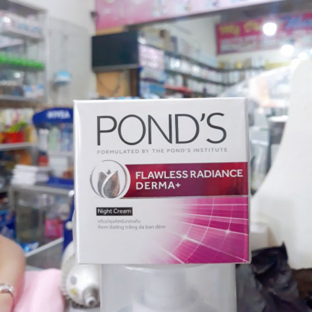 Kem Dưỡng Trắng Cao Cấp Ban Đêm Pond's Flawless Radiance Derma+ 50g